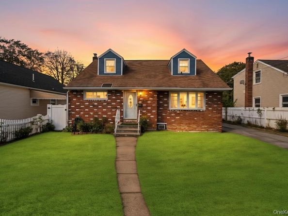 511 Northern Parkway, Uniondale NY 11553