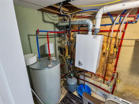 531 Old Country Road, Plainview NY 11803