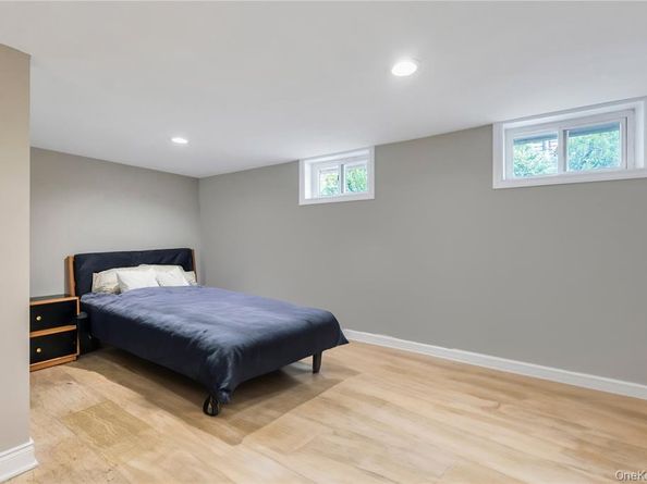 531 Old Country Road, Plainview NY 11803