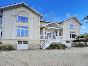 605 Dune Road, Westhampton NY 11977