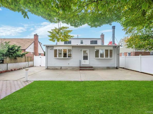 5 Edward Avenue, Hicksville NY 11801