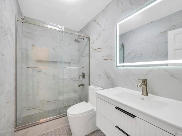 5 Edward Avenue, Hicksville NY 11801