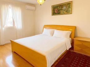 144-24 Jewel Avenue, Kew Garden Hills NY 11367