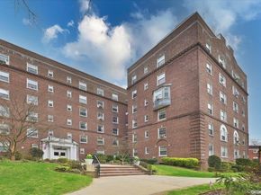 175-06 Devonshire Road 1J, Jamaica Estates NY 11432