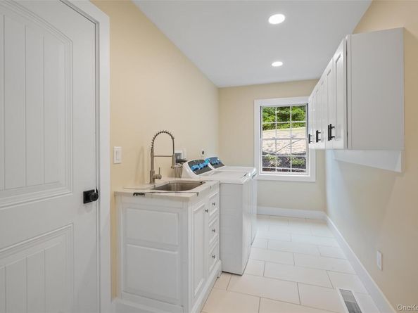 36 Hill And Dale Road, Cortlandt Manor NY 10567