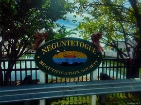 248 E Shore Road E, Lindenhurst NY 11757