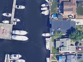 248 E Shore Road E, Lindenhurst NY 11757