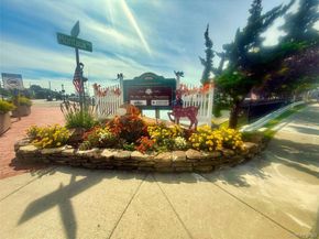 248 E Shore Road E, Lindenhurst NY 11757