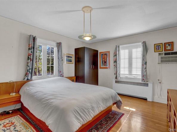 85-31 Edgerton Boulevard, Jamaica Estates NY 11432