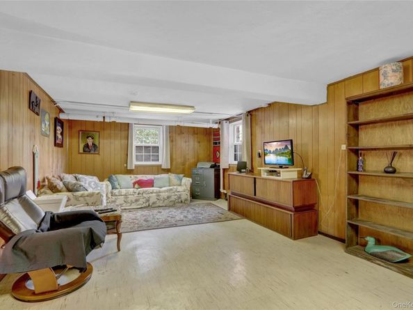 85-31 Edgerton Boulevard, Jamaica Estates NY 11432