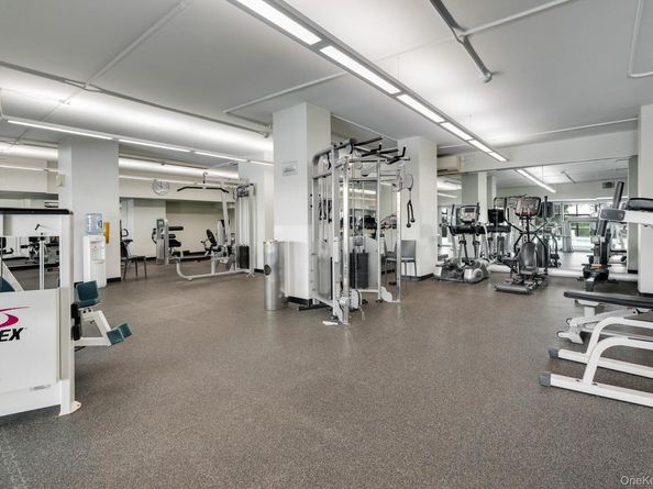 2500 Johnson Avenue 20F, Bronx NY 10463