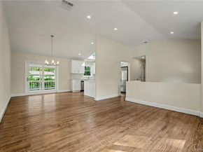 31 Perry Lane, Wheatley Heights NY 11798