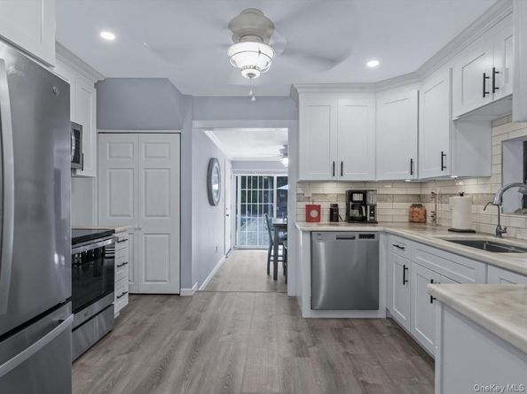 80 Fairview Avenue, East Meadow NY 11554