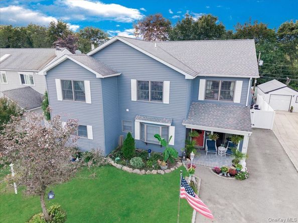 80 Fairview Avenue, East Meadow NY 11554