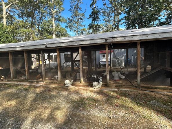 Undisclosed Address #918104, Medford NY 11763