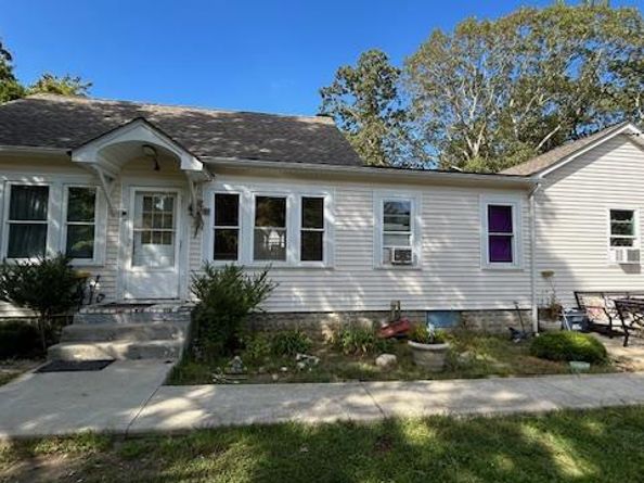 Undisclosed Address #918104, Medford NY 11763