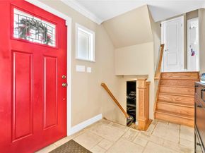 2 Amherst Lane, Smithtown NY 11787