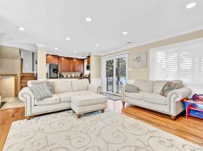 2 Amherst Lane, Smithtown NY 11787