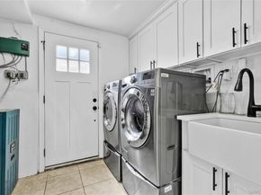 2 Amherst Lane, Smithtown NY 11787