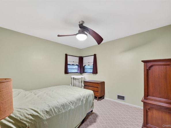 32 Rockland Drive, Jericho NY 11753