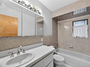 32 Rockland Drive, Jericho NY 11753