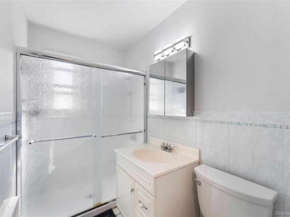 249-30 63rd Avenue 41275, Little Neck NY 11362