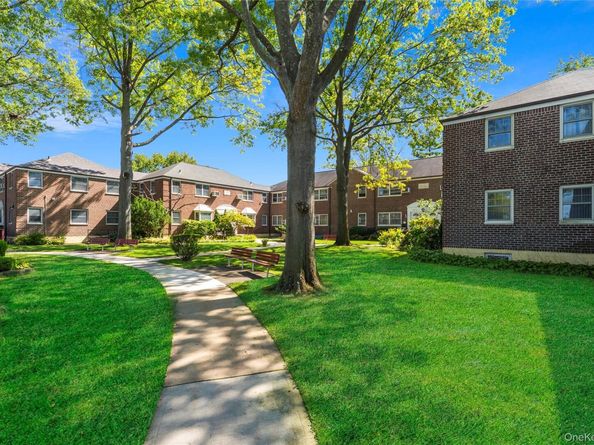 249-30 63rd Avenue 41275, Little Neck NY 11362