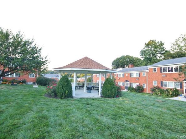 1879 Crompond Road F15, Peekskill NY 10566