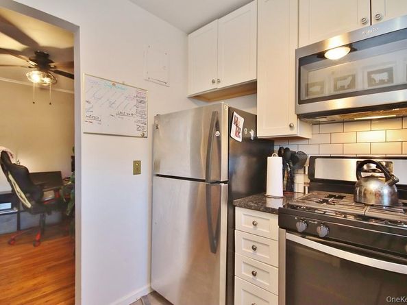 1879 Crompond Road F15, Peekskill NY 10566