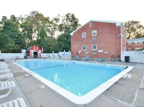 1879 Crompond Road F15, Peekskill NY 10566