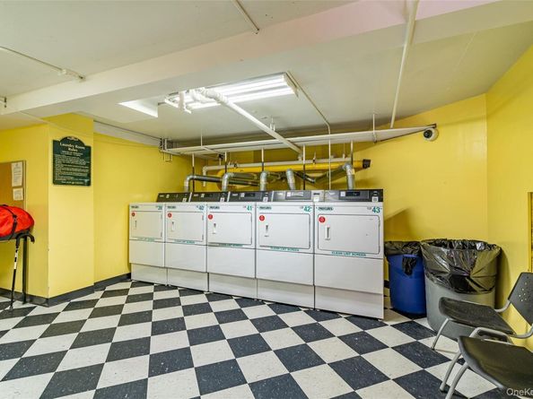 180 Pearsall Drive 1D, Mount Vernon NY 10552