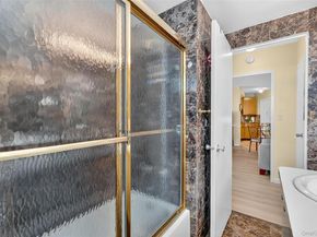 180 Pearsall Drive 1D, Mount Vernon NY 10552