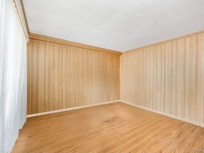 67-72 78th Street, Middle Village NY 11379