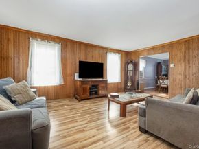 67-72 78th Street, Middle Village NY 11379