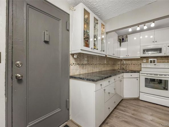 222 Smith Street 1B, Freeport NY 11520