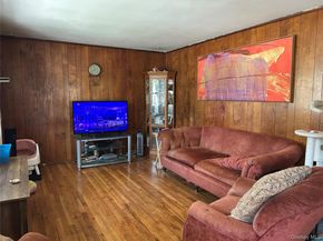 189 Whitetail Lane, Central Islip NY 11722