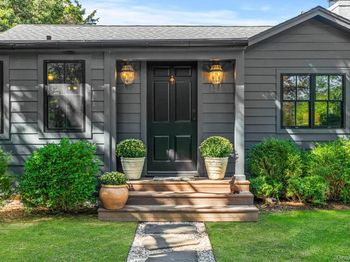 7 Sims Avenue