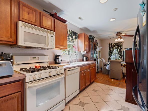 10 Gettysburg Drive, Port Jefferson Station NY 11776