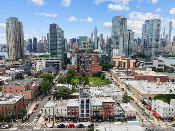 46-40 Vernon Boulevard 3B, Long Island City NY 11101