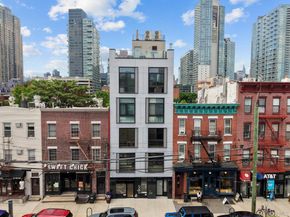 46-40 Vernon Boulevard 3B, Long Island City NY 11101