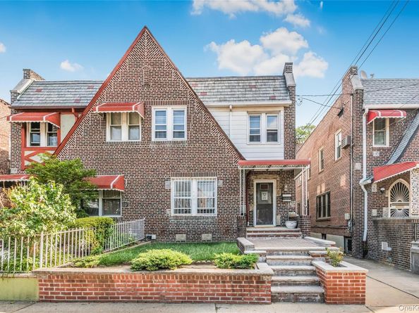 3212 Fish Avenue, Bronx NY 10469