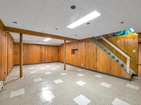 21 Farragut Road, Old Bethpage NY 11804