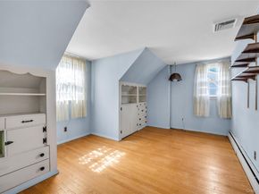 21 Farragut Road, Old Bethpage NY 11804