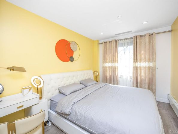 13620 Booth Memorial Avenue 2A, Flushing NY 11355