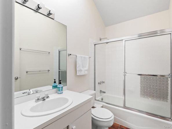 4 Evelyn Court, Westhampton NY 11978