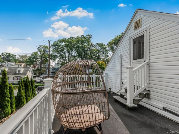 41 Maple Place, Yonkers NY 10704