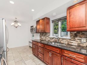 41 Maple Place, Yonkers NY 10704