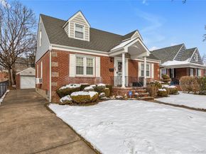 45 Sylvia Lane, New Hyde Park NY 11040