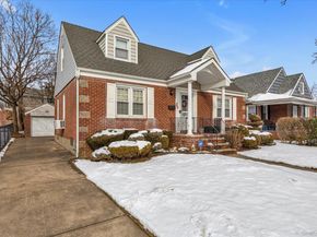 45 Sylvia Lane, New Hyde Park NY 11040