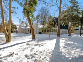 497 Woodbury Road, Cold Spring Harbor NY 11724
